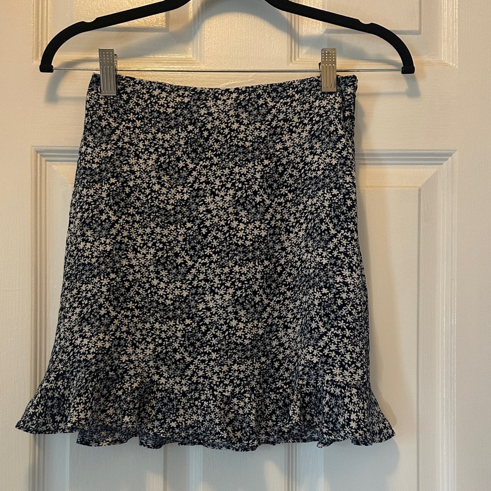 Abercrombie & Fitch Floral Navy Women's Skirt